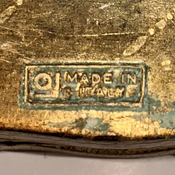 Vintage Italian florentine gold guilded wood trinket box, velvet interior. - Picture 7 of 7